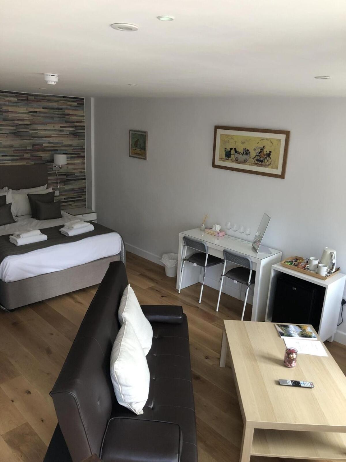 Hamilton Arms Suites Midhurst Cameră foto